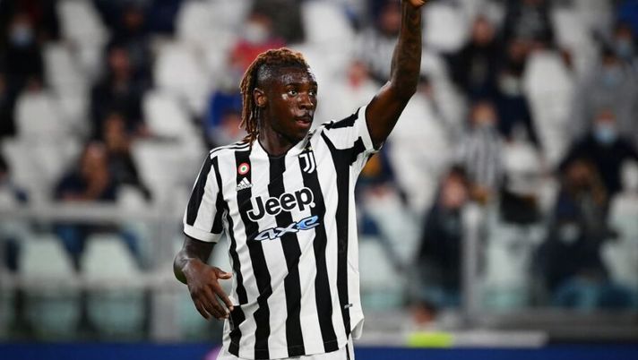 Juventus' Italian forward Moise Kean gestures during the Italian Serie A football match between Juventus and AC Milan at the Juventus stadium in Turin, on September 19, 2021. (Photo by Isabella BONOTTO / AFP) (Photo by ISABELLA BONOTTO/AFP via Getty Images) Gazzetta: “Chiesa e Kean saranno i titolari della Juve: per Cuadrado e Kulusevski…” - immagine 1