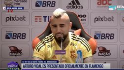 Cicinho, che attacco a Vidal: “E’ venuto al Flamengo per la spiaggia e per godersi la pensione”
