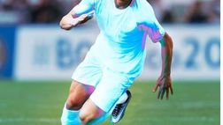 SOCIAL / Pinamonti presenta le sue nuove scarpe: “Ma stessa freddezza e fame di gol”