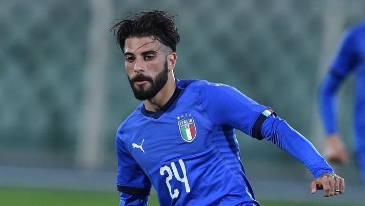 PESCARA, ITALY - NOVEMBER 09: Daniele Verde of Italy U21 in action during the friendly match between Italy U21 and Pescara Calcio at Adriatico Stadium Giovanni Cornacchia on November 9, 2017 in Pescara, Italy. (Photo by Giuseppe Bellini/Getty Images); (Photo by Giuseppe Bellini/Getty Images) PESCARA, ITALY - NOVEMBER 09: Daniele Verde of Italy U21 in action during the friendly match between Italy U21 and Pescara Calcio at Adriatico Stadium Giovanni Cornacchia on November 9, 2017 in Pescara, Italy. (Photo by Giuseppe Bellini/Getty Images); (Photo by Giuseppe Bellini/Getty Images)