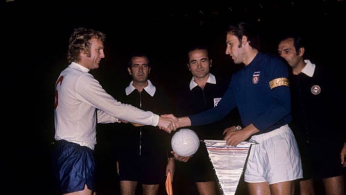 Dragan Dzajic e Bobby Moore... Dragan Dzajic e Bobby Moore...