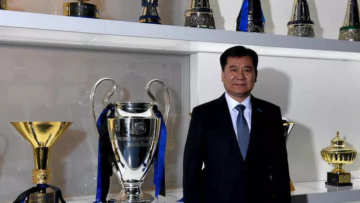 Zhang Jindong si scomoda per Conte