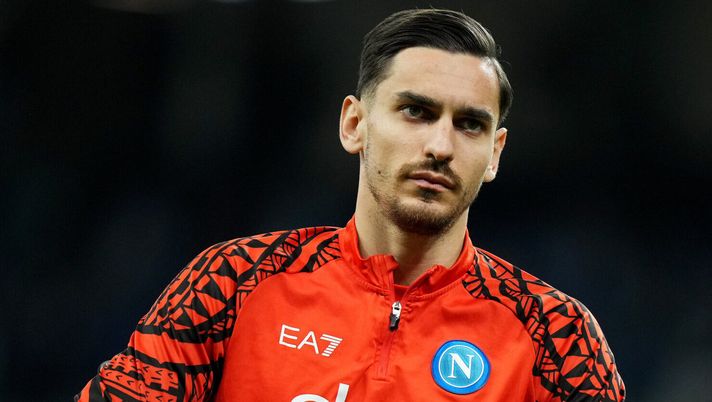 Meret caprile napoli