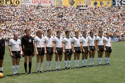 La rivincita tedesca del 1970 (Photo by Express/Express/Getty Images) La rivincita tedesca del 1970 (Photo by Express/Express/Getty Images)