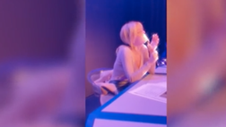 VIDEO / Diletta canta, Rudy Zerbi la prende in giro. E lei si vendica così…