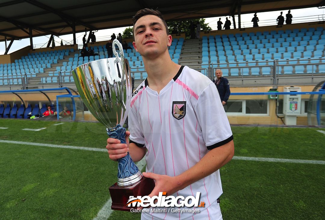  FLORENCE, ITALY - MAY 16: Kevin Cannavo' of US Citta' di Palermo U19 poses during the SuperCoppa primavera 2 match between Novara U19 and US Citta di Palermo U19 at Centro Tecnico Federale di Coverciano on May 16, 2018 in Florence, Italy.  (Photo by Gabriele Maltinti/Getty Images) 