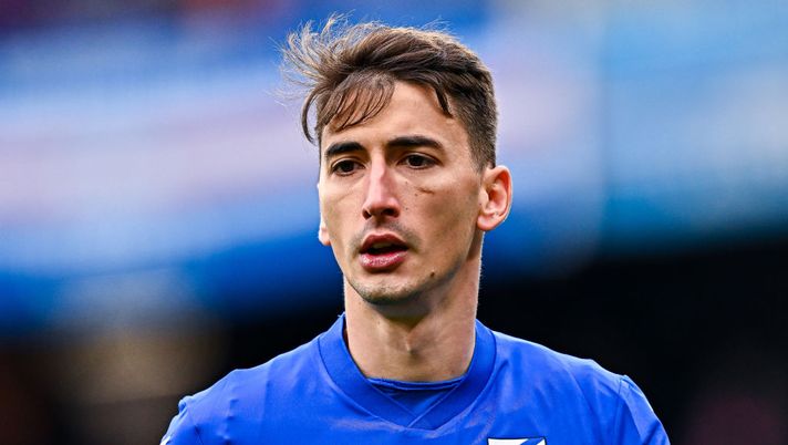 GENOA, ITALY - JANUARY 22: Filip Djuricic of Sampdoria looks on during the Serie A match between UC Sampdoria and Udinese Calcio at Stadio Luigi Ferraris on January 22, 2023 in Genoa, Italy. (Photo by Simone Arveda/Getty Images) Lammers, Cuisance, Winks, Gabbiadini, Sabiri: chi gioca e chi no nella Sampdoria - immagine 1