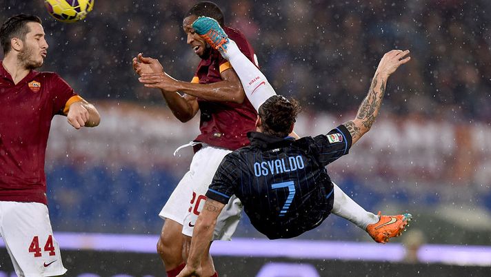 ROME, ITALY - NOVEMBER 30: Pablo Daniel Osvaldo of FC Internazionale #7 in action during the Serie A match between AS Roma and FC Internazionale Milano at Stadio Olimpico on November 30, 2014 in Rome, Italy. (Photo by Claudio Villa - Inter/Getty Images) ROME, ITALY - NOVEMBER 30: Pablo Daniel Osvaldo of FC Internazionale #7 in action during the Serie A match between AS Roma and FC Internazionale Milano at Stadio Olimpico on November 30, 2014 in Rome, Italy. (Photo by Claudio Villa - Inter/Getty Images)