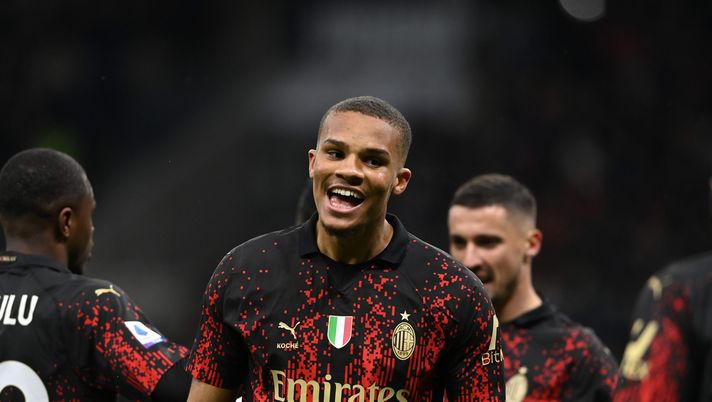 MILAN, ITALY - FEBRUARY 26: Malick Thiaw of AC Milan in reacts during the Serie A match between AC Milan and Atalanta BC at Stadio Giuseppe Meazza on February 26, 2023 in Milan, Italy. (Photo by Claudio Villa/AC Milan via Getty Images) Fiorentina, il Milan issa il muro: Thiaw il più ostico dei rossoneri - immagine 1