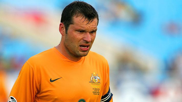 HANOI, VIET NAM - JULY 21: Mark Viduka #9 of Australia plays during the AFC Asian Cup 2007 Quarter Final between Japan and the Australian Socceroos at My Dinh National Stadium July 21, 2007 in Hanoi, Viet Nam.  (Photo by Koji Watanabe/Getty Images) 