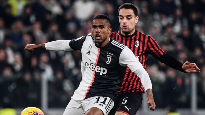 Douglas Costa ancora infortunato! La Juve andrà in ritiro con questi indisponibili - immagine 1