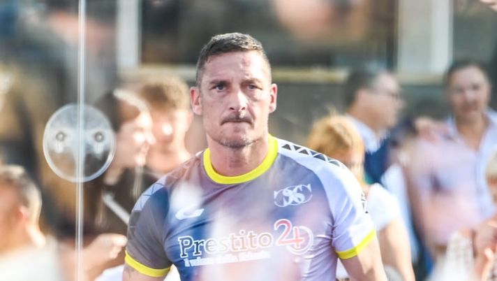 Totti: “Ho parlato con Zaniolo, se resta alla Roma deve onorarla”. Accordo per Celik - immagine 1