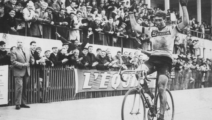 Un grandissimo dello sport, un grandissimo cordoglio per la scomparsa di Felice Gimondi Un grandissimo dello sport, un grandissimo cordoglio per la scomparsa di Felice Gimondi