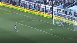 VIDEO/ L’addio al calcio di Milito, il figlio Leandro spiazza Toldo e sigla il 3-1
