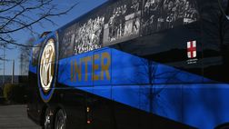 Inter, dopo la Pinetina cambia look anche il pullman: livrea con Grande Inter e Triplete