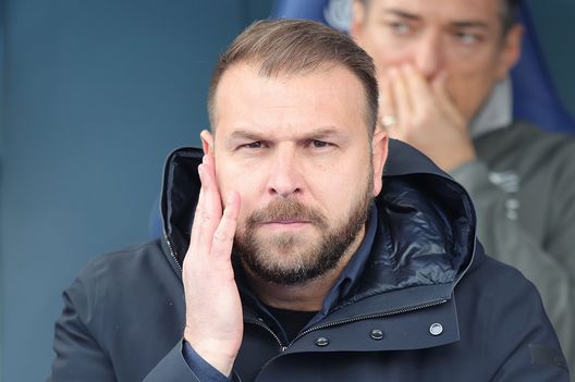 EMPOLI, ITALY - FEBRUARY 11: Paolo Zanetti manager of Empoli FC looks on during the Serie A match between Empoli FC and Spezia Calcio at Stadio Carlo Castellani on February 11, 2023 in Empoli, Italy. (Photo by Gabriele Maltinti/Getty Images) P. Zanetti: “Vicario andrà via sicuramente. Merita una big”- immagine 2