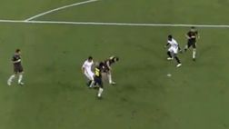 VIDEO / Vanheusden, esordio europeo sfortunato: fallo da rigore e ko 5-1 a Siviglia