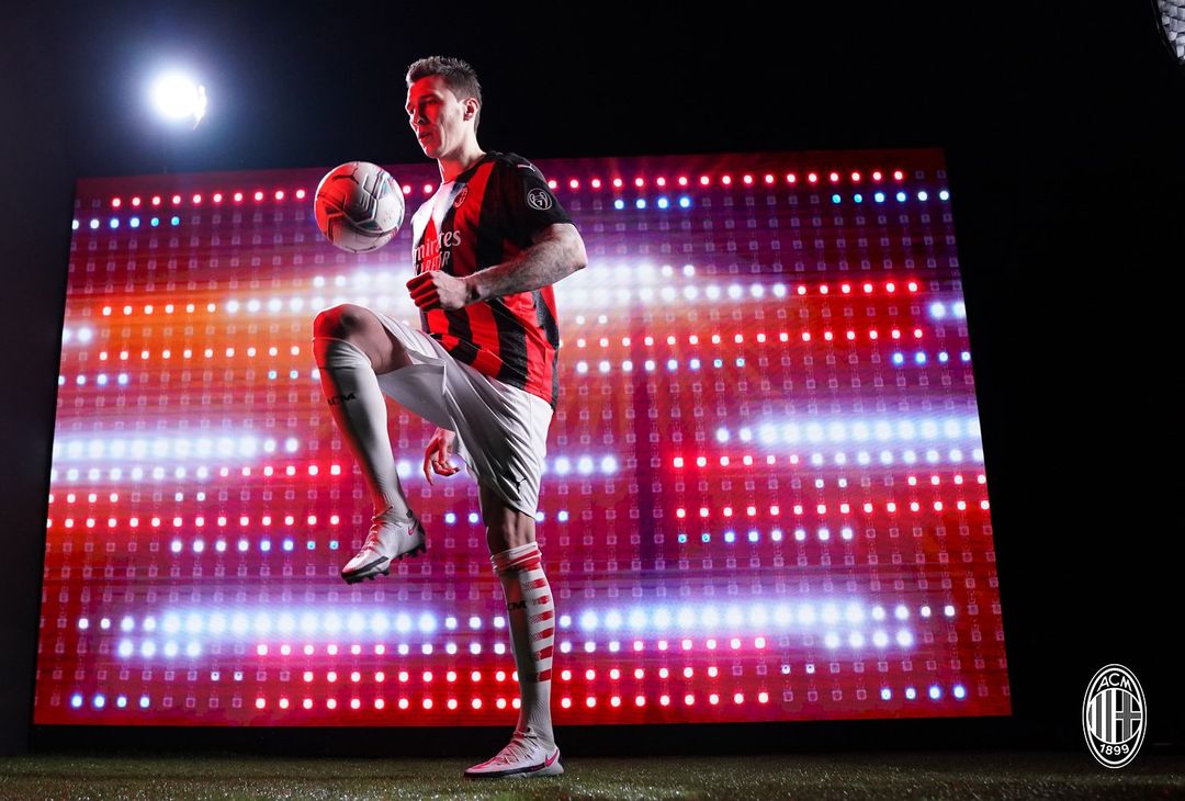  Mario Mandzukic, nuovo attaccante del Milan | Calciomercato AC Milan News (acmilan.com) 