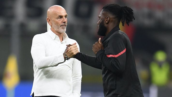 Stefano Pioli e Franck Kessié, rispettivamente allenatore e centrocampista del Milan | AC Milan News (Getty Images) Pioli Kessié AC Milan