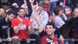 Bologna-Dzemaili ai saluti. “Grazie Blerim, l’anno prossimo nessuno mi prenderà in giro all’asta”