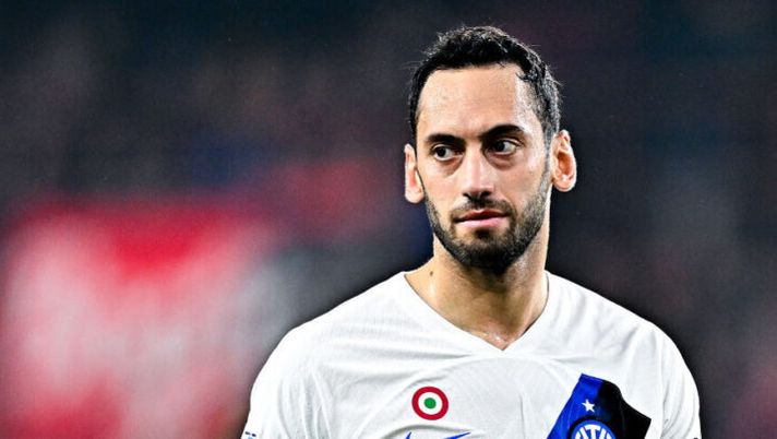 FLASH – Calhanoglu ammonito ed era diffidato: quale partita salta tra Supercoppa e Fiorentina - immagine 1