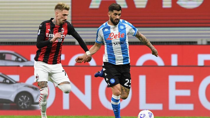 Samu Castillejo (centrocampista AC Milan), qui contro Elseid Hysaj durante Milan-Napoli (Serie A 2020-2021) | News (Getty Images) 
