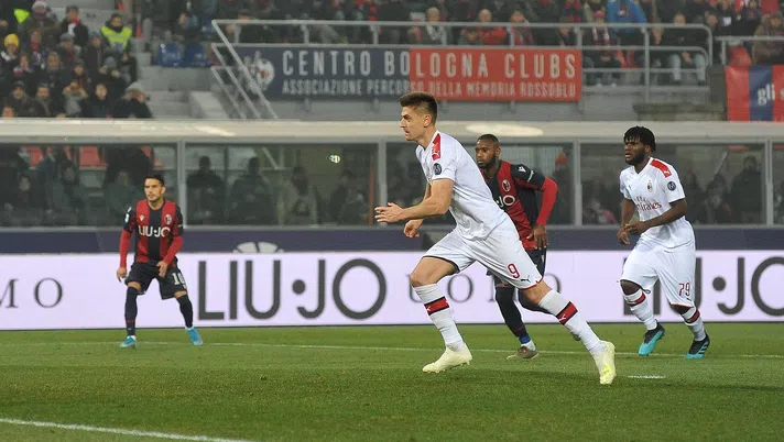Bologna-Milan rigore (GettyImages)