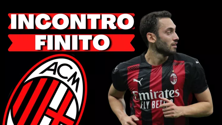 Hakan Calhanoglu (centrocampista AC Milan), in trattativa di calciomercato con il Milan per il rinnovo del suo contratto | AC Milan News (Getty Images)