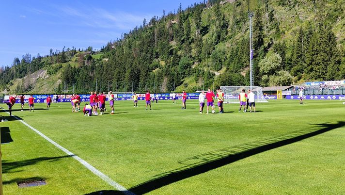 Fiorentina LIVE Moena 2022. Giorno 2: allenamento finito, scintille Nico-Sottil - immagine 1