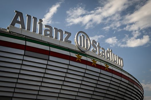 TURIN, ITALY - AUGUST 15: A general view of Allianz Stadium during the Serie A match between Juventus and US Sassuolo at Allianz Stadium on August 15, 2022 in Turin, Italy. (Photo by Daniele Badolato - Juventus FC/Juventus FC via Getty Images) Allianz Stadium Juventus