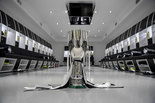 TURIN, ITALY - JANUARY 21: Supercoppa trophy in the dressing room before the Serie A match between Juventus and Chievo on January 21, 2019 in Turin, Italy. (Photo by Daniele Badolato - Juventus FC/Juventus FC via Getty Images) TURIN, ITALY - JANUARY 21: Supercoppa trophy in the dressing room before the Serie A match between Juventus and Chievo on January 21, 2019 in Turin, Italy. (Photo by Daniele Badolato - Juventus FC/Juventus FC via Getty Images)