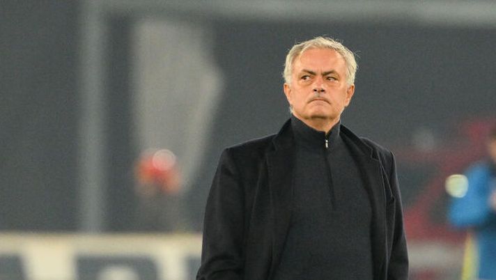 Mourinho: “Alla fine decide un rigore ridicolo. Con Orsato vince chi fa il primo gol” - immagine 1