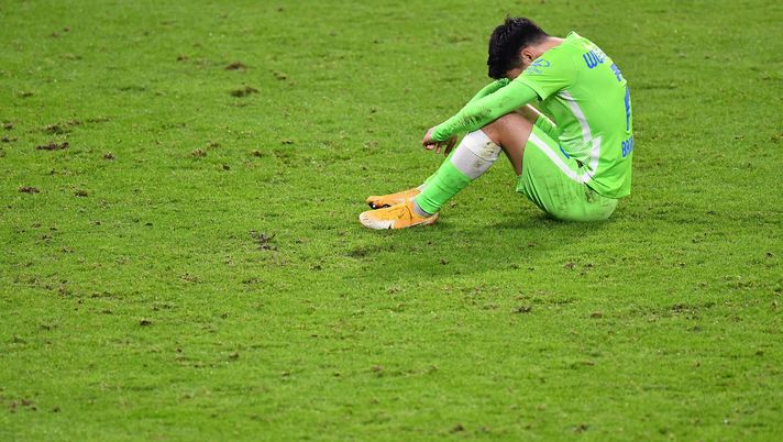 LEIPZIG, GERMANY - MARCH 03: Josip Brekalo of VfL Wolfsburg looks dejected during the DFB Cup quarter final match between RB Leipzig and VfL Wolfsburg at Red Bull Arena on March 03, 2021 in Leipzig, Germany. Sporting stadiums around Germany remain under strict restrictions due to the Coronavirus Pandemic as Government social distancing laws prohibit fans inside venues resulting in games being played behind closed doors. (Photo by Stuart Franklin/Getty Images) Brekalo