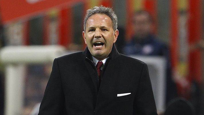 Sinisa Mihajlovic in Milan - Carpi di Coppa Italia (credits: GETTY Images) Sinisa Mihajlovic in Milan - Carpi di Coppa Italia (credits: GETTY Images)
