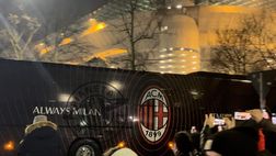 VIDEO – Milan-Bologna, pullman rossonero arrivato a San Siro | PM News