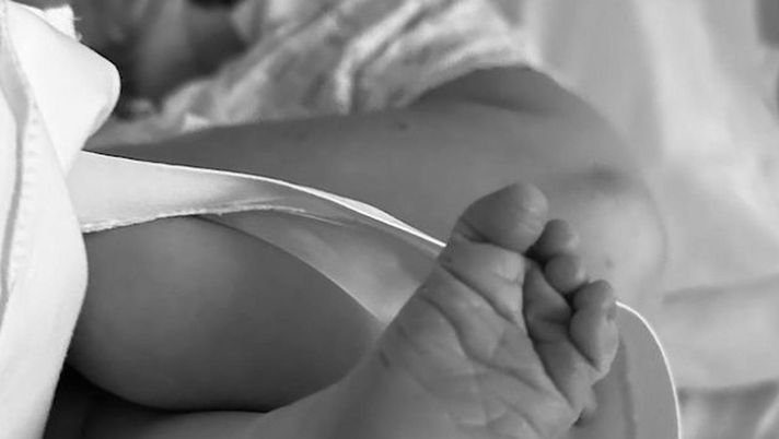 Matteo Giunta celebra un mese dalla nascita di Matilde: “Non si può spiegare” - immagine 1