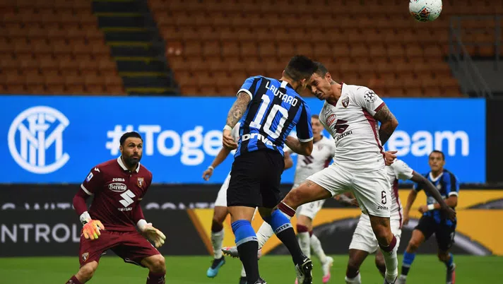 MILAN, ITALY - JULY 13:  Lautaro Martinez of FC Internazionale in action during the Serie A match between FC Internazionale and  Torino FC at Stadio Giuseppe Meazza on July 13, 2020 in Milan, Italy.  (Photo by Claudio Villa - Inter/Inter via Getty Images)