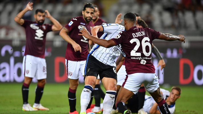 TURIN, ITALY - AUGUST 21:  Roberto Piccoli of Atalanta BC scores a goal during the Serie A match between Torino FC and Atalanta BC at Stadio Olimpico di Torino on August 21, 2021 in Turin, Italy.  (Photo by Valerio Pennicino/Getty Images) 