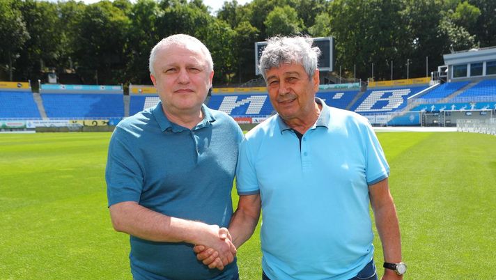 Stretta di mano Dinamo Kiev-Lucescu Stretta di mano Dinamo Kiev-Lucescu