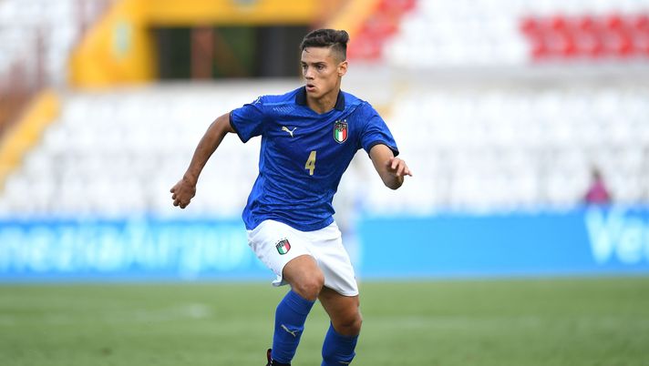 VICENZA, ITALY - SEPTEMBER 07: Samuele Ricci of Italy U21
in action during the UEFA European Under-21 Championship Qualifier between Italy U21 and Montenegro U21 at Stadio Romeo Menti on September 07, 2021 in Vicenza, Italy. (Photo by Alessandro Sabattini/Getty Images) Torino, la giornata: oggi in campo tutti i nazionali - immagine 1