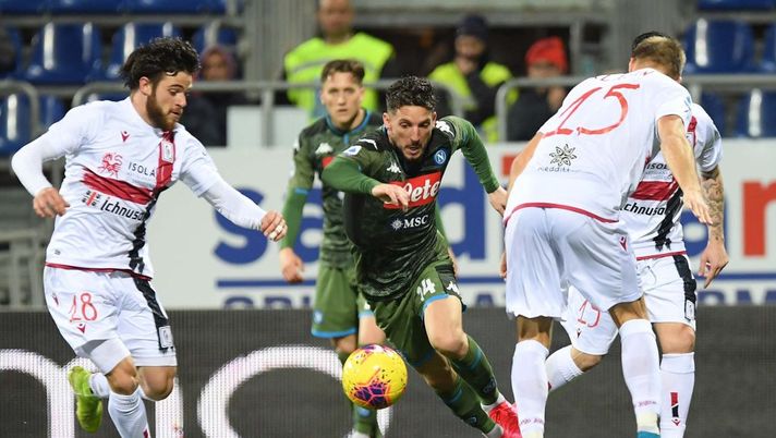 Cagliari-Napoli, dove vedere la gara: orario, canale tv e live streaming Cagliari-Napoli, dove vedere la gara: orario, canale tv e live streaming