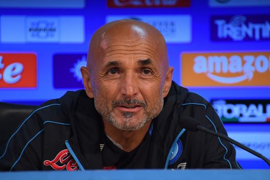 spalletti (Photo by SSC NAPOLI/SSC NAPOLI via Getty Images) Spalletti: “Milan e Napoli si assomigliano, ma non dipendiamo da Osimhen! Sui rigori…”- immagine 2