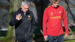 Roma, allenamento in vista del Genova. Mourinho parla con Solbakken – FOTO GALLERY