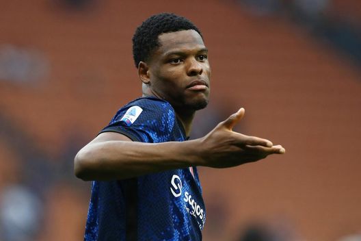 Inter, sconto per Lukaku? Tutto passa da Dumfries: prima richiesta ai Blues di 45 milioni- immagine 2