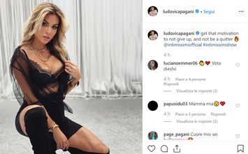 SOCIAL/ Ludovica Pagani mostra il suo ultimo reggiseno su ...