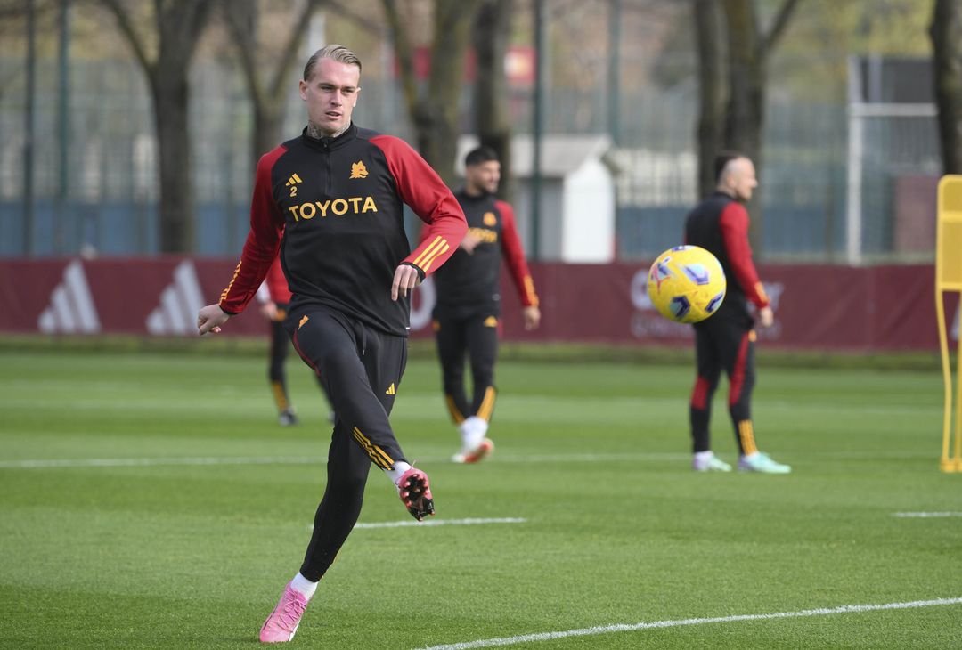 Roma, l’ultimo allenamento prima del Sassuolo – FOTO GALLERY - immagine 12