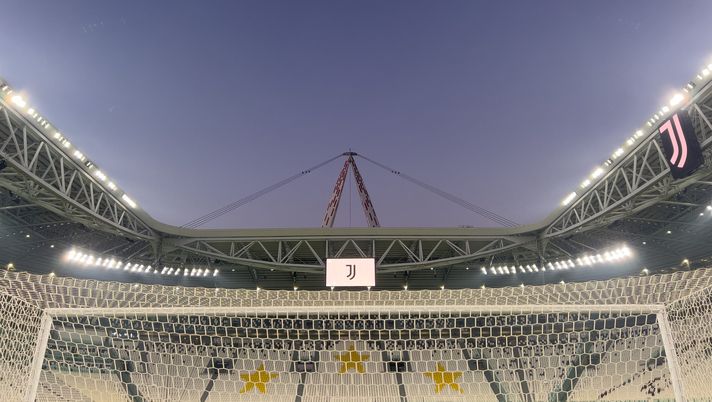 TURIN, ITALY - DECEMBER 16: General view inside the stadium before the UEFA Women's Champions League group A match between Juventus and Servette FCCF at Allianz Stadium on December 16, 2021 in Turin, Italy. (Photo by Daniele Badolato - Juventus FC/Juventus FC via Getty Images) plusvalenze
