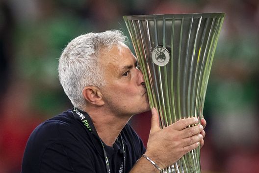 Mourinho (getty images) Mourinho Conference League vittoria