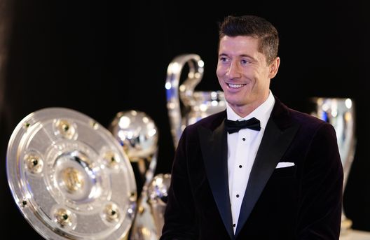 MUNICH, GERMANY - DECEMBER 17: Robert Lewandowski of FC Bayern Muenchen gives an interview after the FIFA The BEST Awards ceremony on December 17, 2020 in Munich, Germany. Lewandowski was awarded as FIFA World Player 2020 on Thursday. (Photo by Pool/Marco Donato-FC Bayern/Pool via Getty Images)