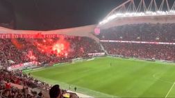Curve in fiamme al derby di Tel Aviv: Hapoel rigore tolto dal Var, Maccabi in dieci